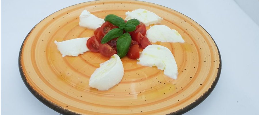 Caprese di mozzarella di bufala