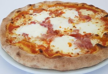 Prosciutto e casatella